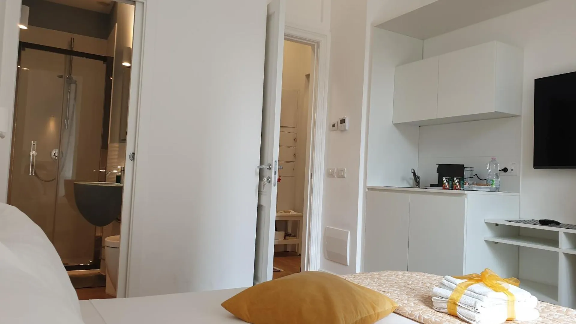 Bed and Breakfast Cosmopolitan-Bari Nocleg ze śniadaniem Bari
